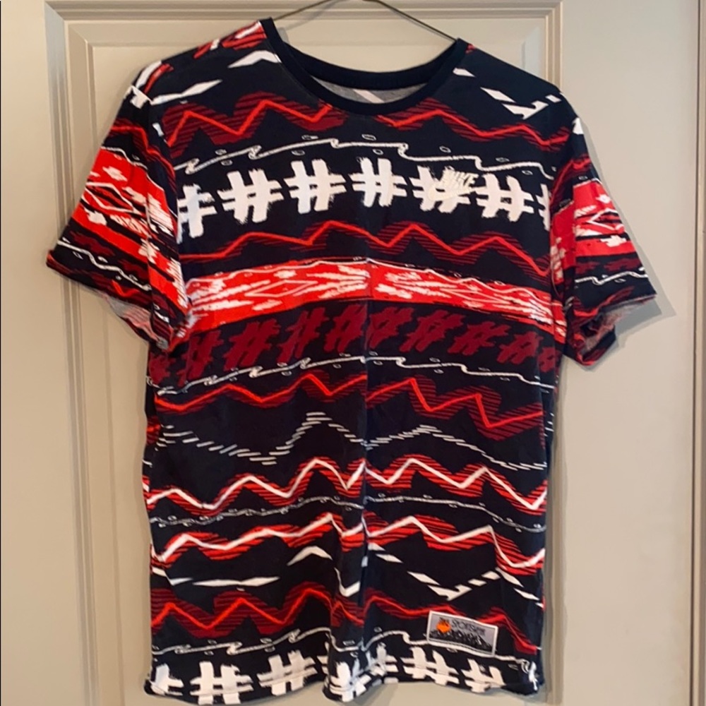 Vintage Nike Sportswear shirt
